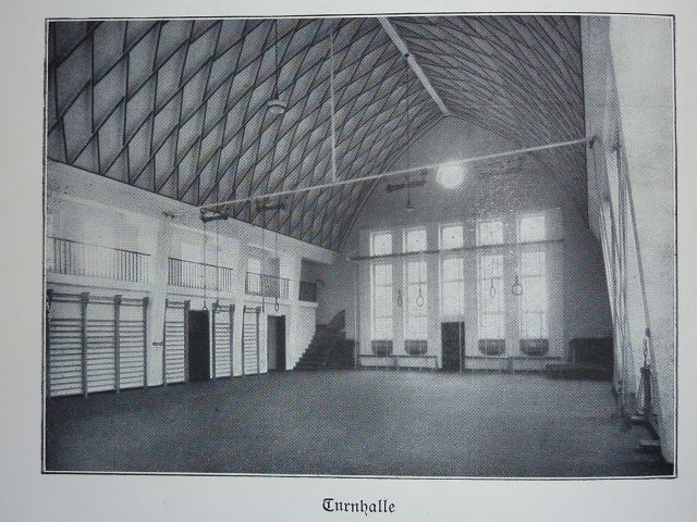 Turnhalle Chronik
